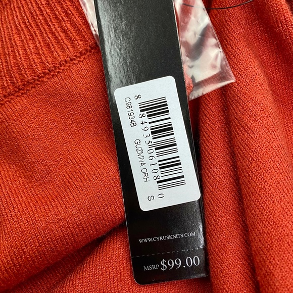 Cyrus Blood Orange Crowl Neck Sweater with a Lower Waffle Trim. Size small - Picture 8 of 12